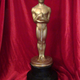 Un Oscar supuestamente hecho de yeso. Imagen: HollywoodGoldenGuy